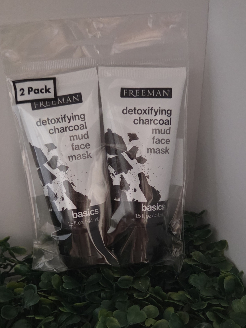 Freeman Detoxifying Charcoal Mud Face Mask (Black) - 2 Pack